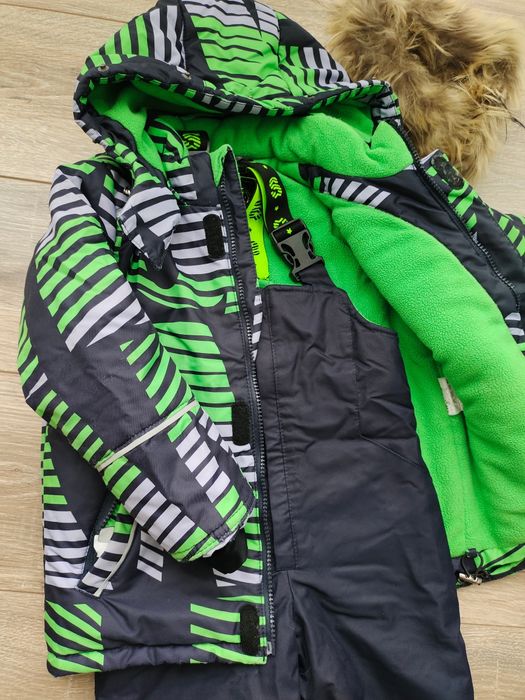 Продам детский комбинезон