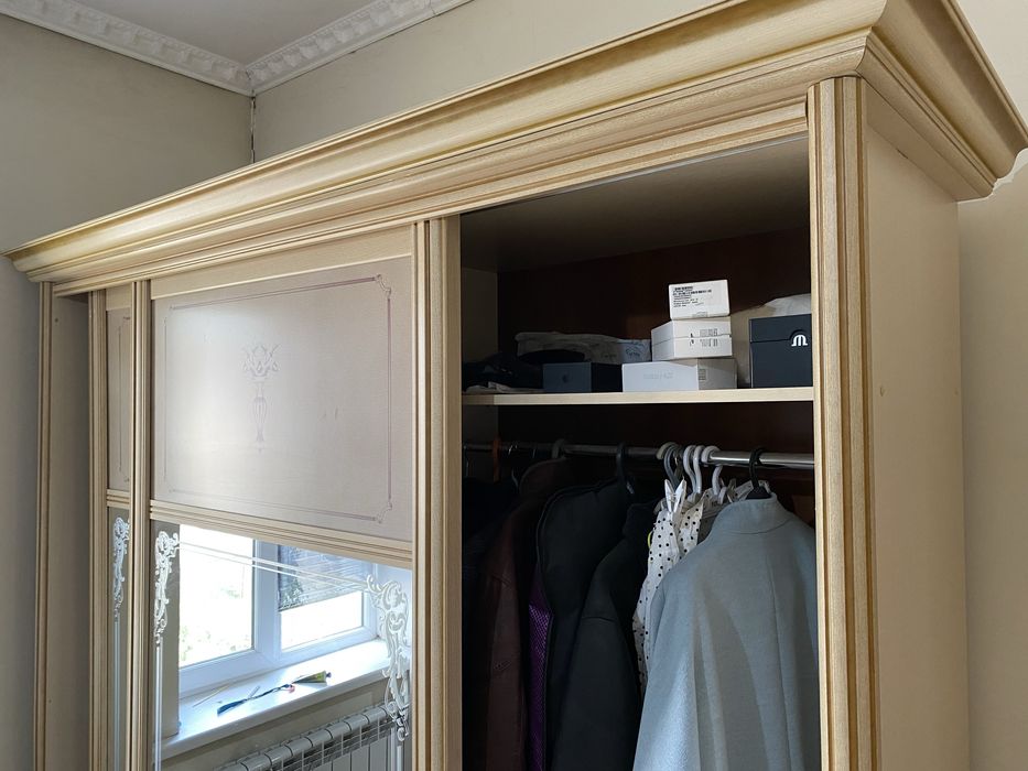 Гарнитур спальный