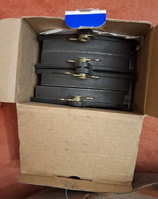 НОВЫЕ! Колодки переднего тормоза ВАЗ Лада 2115