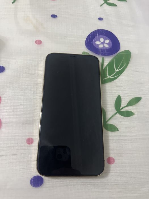 Продам iPhone срочно
