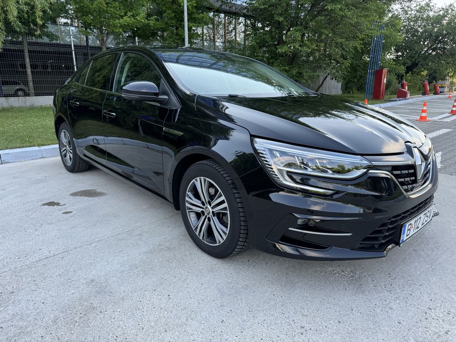RENAULT Megane 2022 — imagine 3