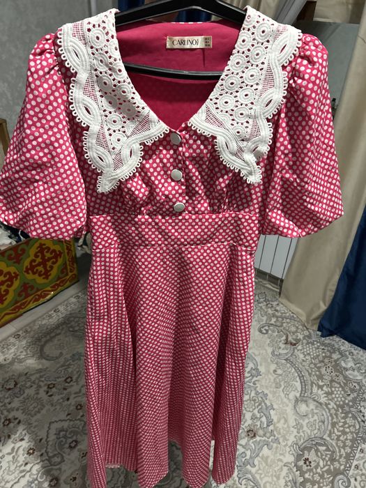 платье гарошек розовый