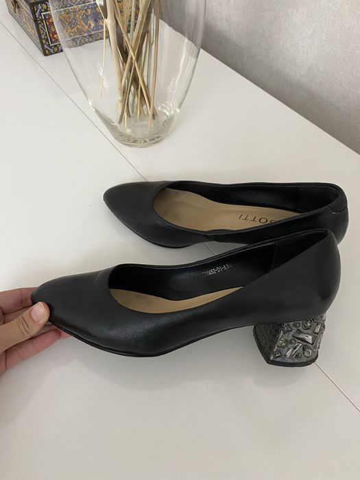 Туфли кожаные 36рр