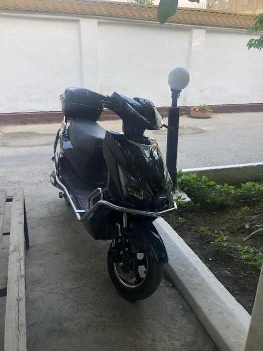 Skuter elektro bonvi