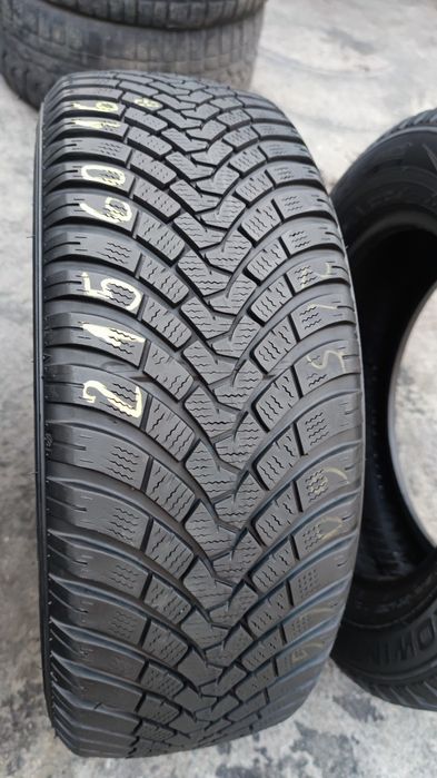 Anvelope iarna 215 60 16