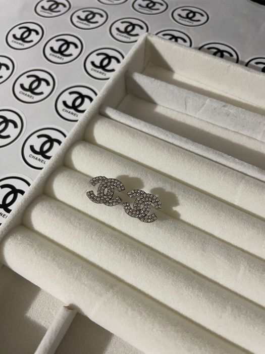 CHANEL обеци колие
