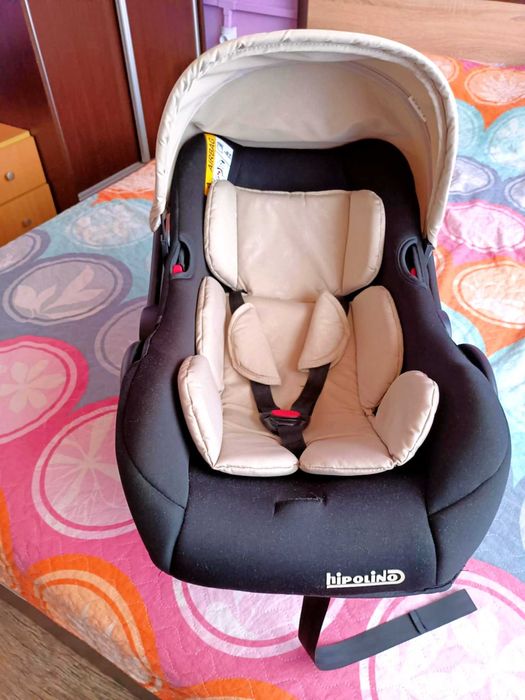 Детско столче за кола Chipolino Amore i-Size (40–85 см)