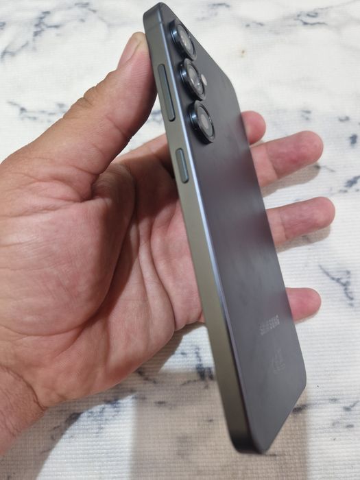 Samsung S25 (256gb)