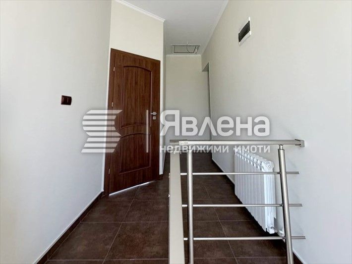 Продава се Къща в с. Оброчище, Област Добрич - 243 кв.м за 1544 €/кв.м - Снимка #11