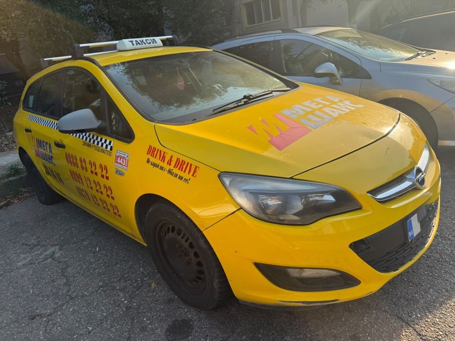 Opel Astra j sports tourer A16xer. На части.