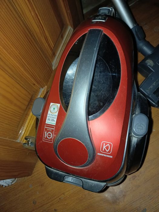 Пылесос LG рабочий