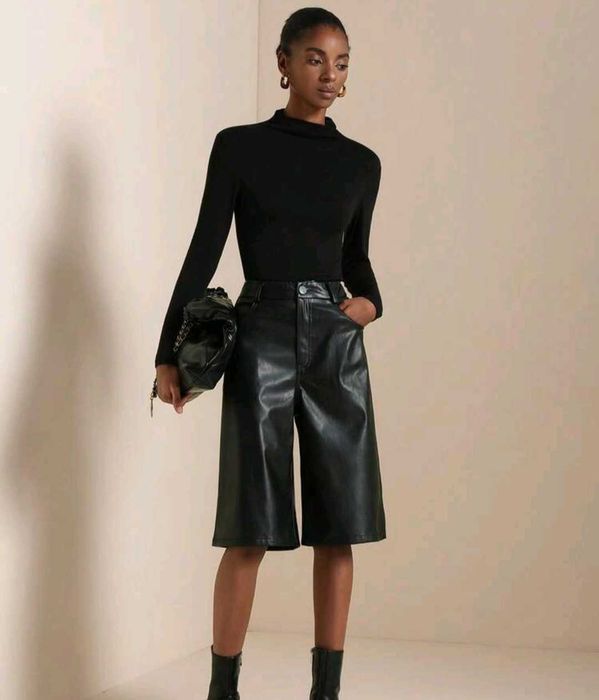 Кожен черен панталон