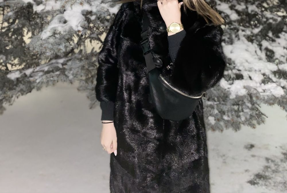 Продам шубу натуральгая норка