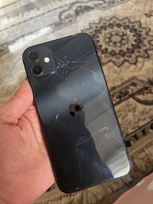 Iphone 11 не дорого нужно сделать прошивку так как забыли пароль