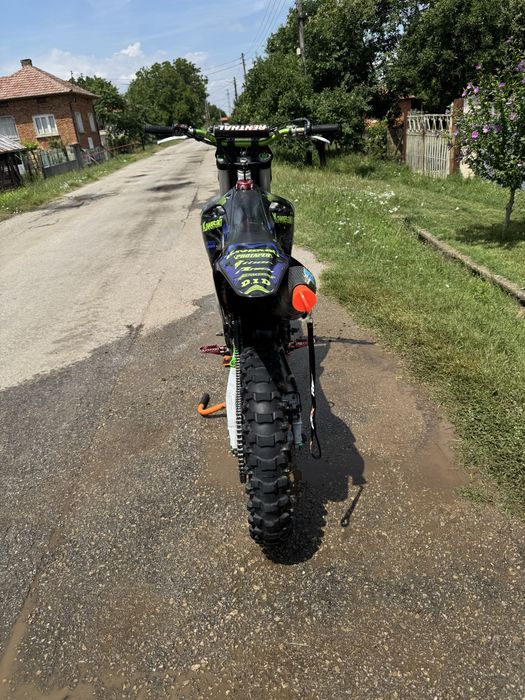 Продавам Kawazaki KX450F