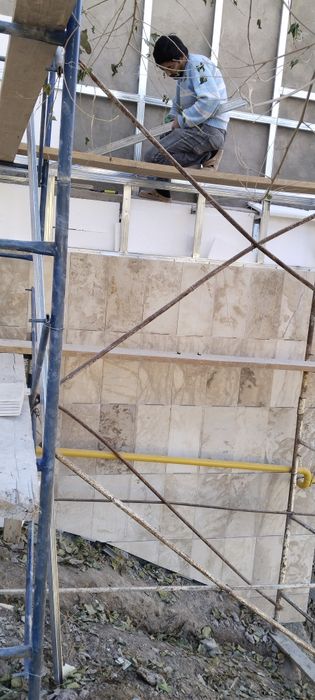 Fasad rabota.Suhoymontaj keramogranit,mramor,traventin va boshqa tosh.