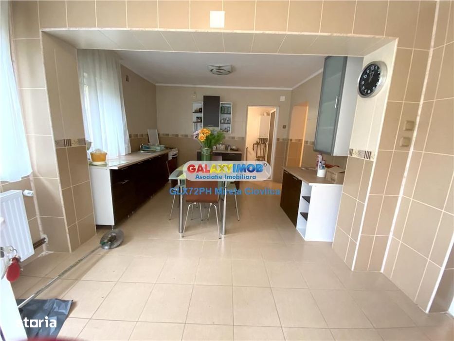 Vanzare casa Baicoi Primarie