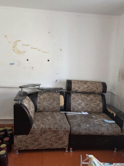 Диван угловой б/у