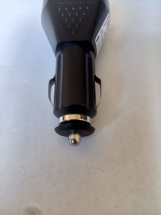 Telefonlar Uchun Zaryadlovchi Sotiladi