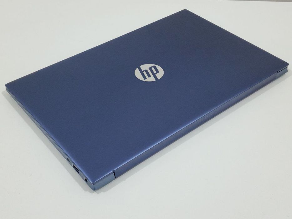 HP Pavilion 5000