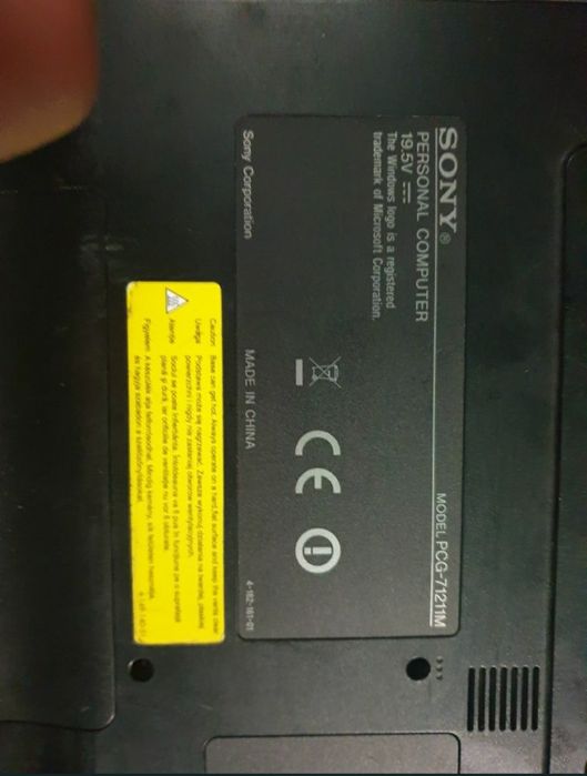 Vind laptop Sony Vaio PCG-71211M