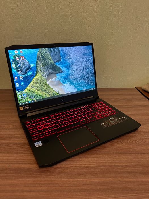 Продам игровой ноутбук Acer Nitro