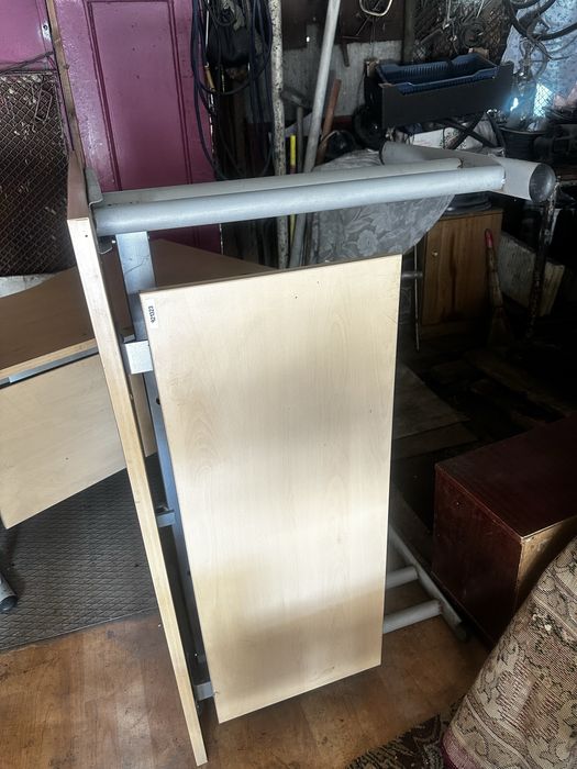 Письменные компьютерные столы