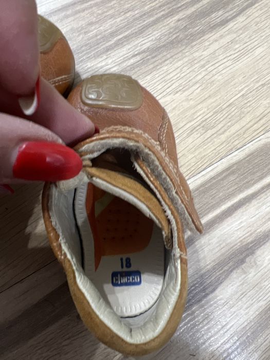 Vand Pantofi Chicco nr 18