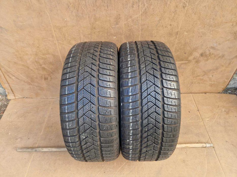 2 Pirelli R18 225/40
Зимни гуми 
DOT2822