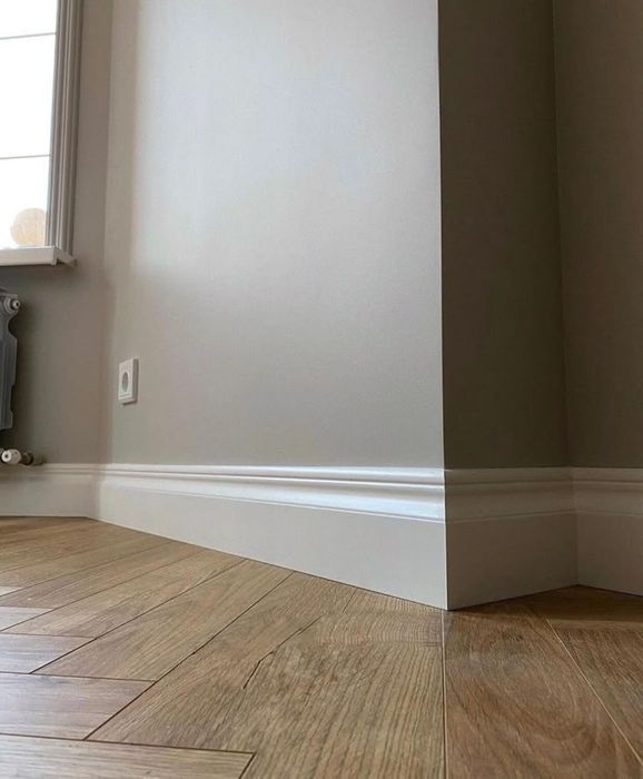 Установка плинтуса. Плинтус Полиуретан МДФ