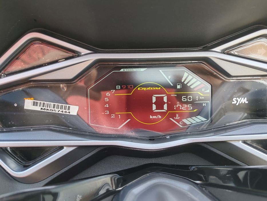Sym Cruisym 300 ca nou 600km!!!