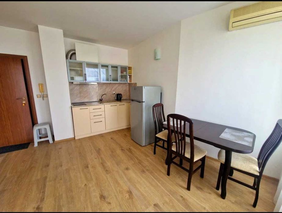 Продава се Двустаен апартамент в к.к. Слънчев бряг - 46 кв.м за 1327 €/кв.м - Снимка #2