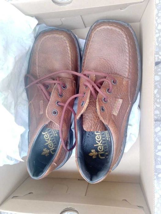 Кожени мъжки боти KicKers и ЕCCO N44 и нови офицерски обувки N41