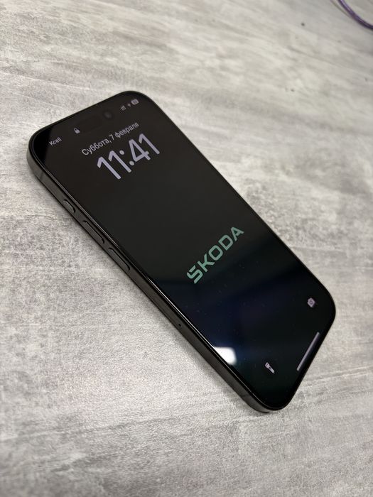 Iphone 15pro 128gb. в идеале.