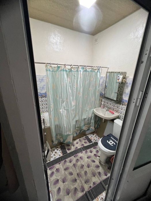 Сдаётся 1 комнатная квартира 
С обстановкой в горде Алмалыке