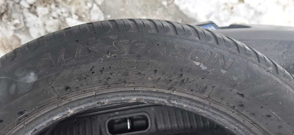 Vand 2 cauciucuri folosite doar 1 an