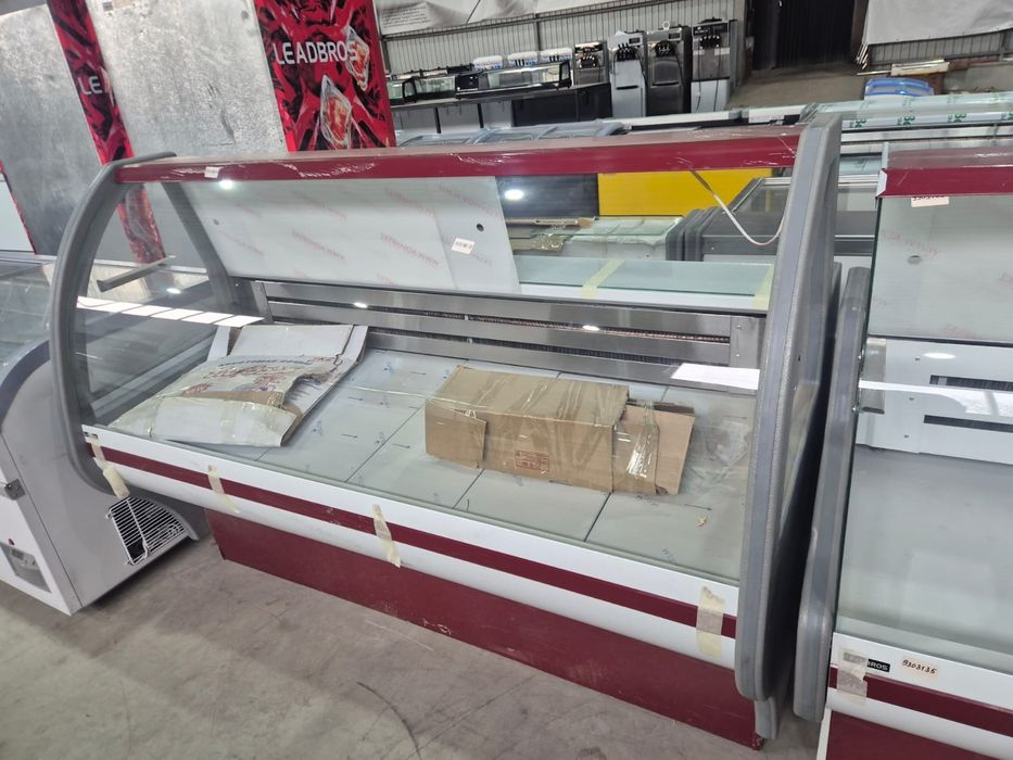 Холодильник Витринные