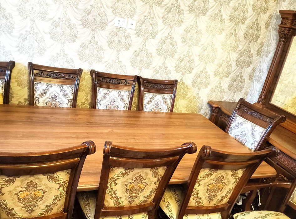 Stenka,gorka,stol,stul sotiladi komplekt sotiladi