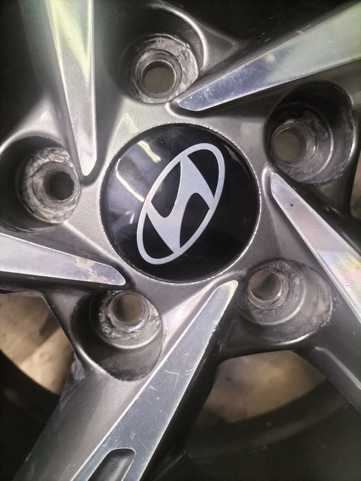 Диски с резиной хюндай 215#55#17 отличное состоянии без варки