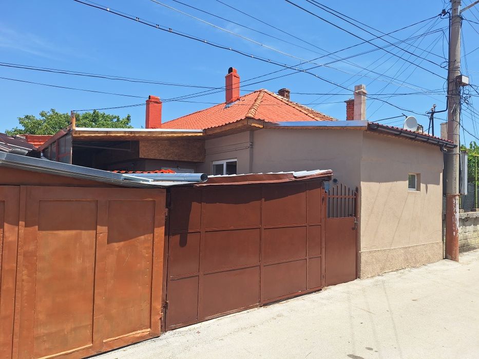 Продава се Къща в Силистра, Митница - 120 кв.м за 332 €/кв.м - Снимка #1