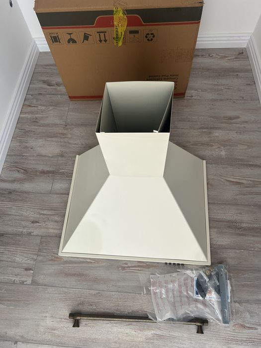 Hotă  rustică Pyramis Chimney