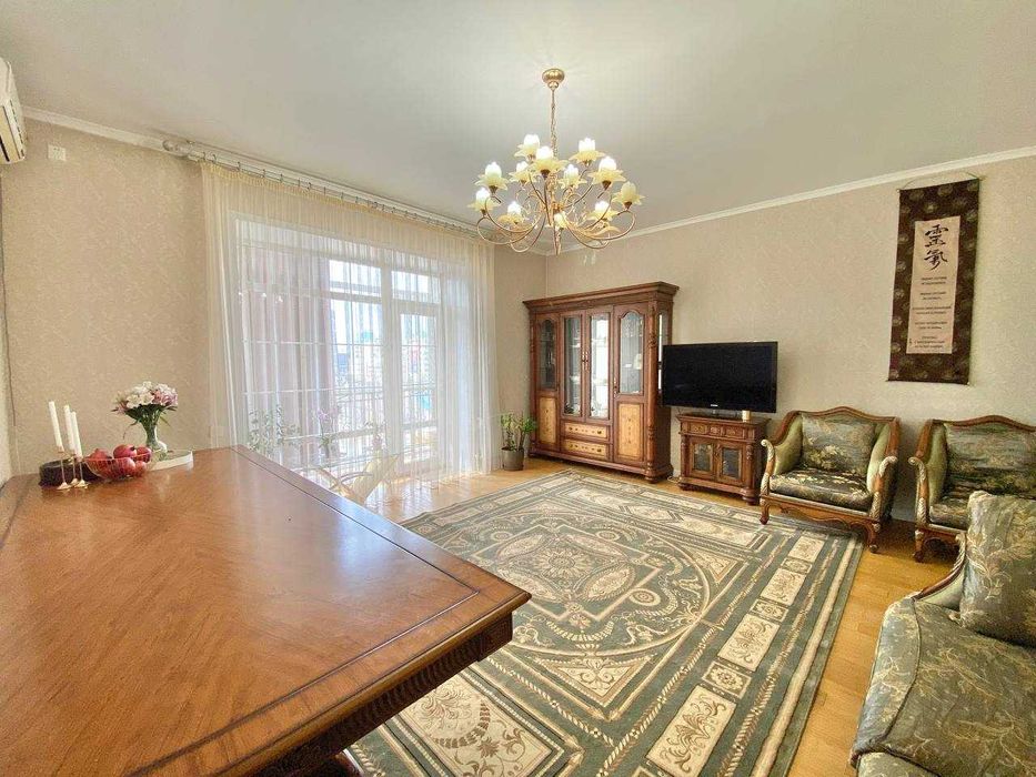 4-комнатная квартира · 130 м²