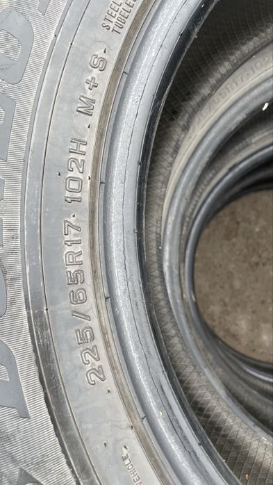 Продам зимние шины в комплекте!!!