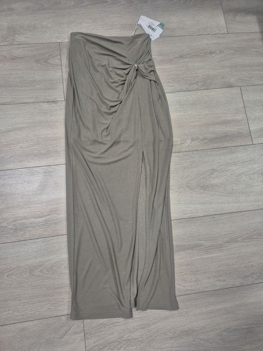 Fusta Guess noua