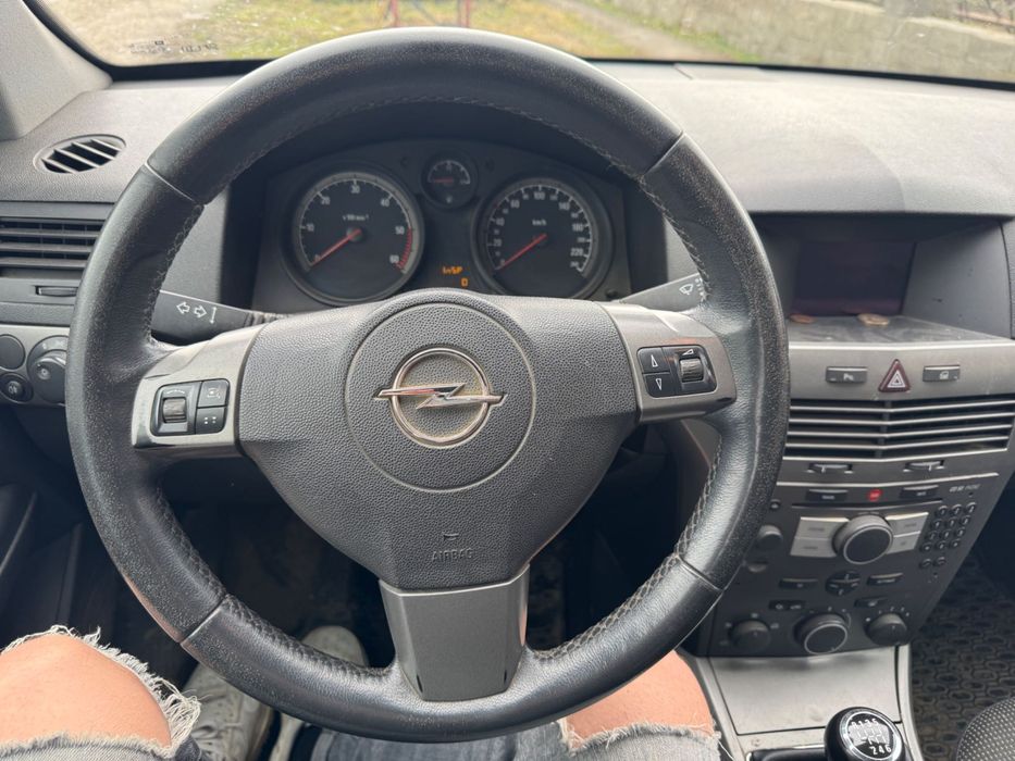 Opel Astra 1.9 CDTI