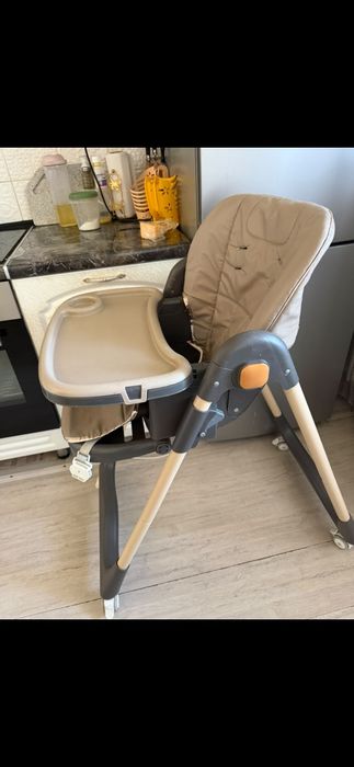 Продам детский столик