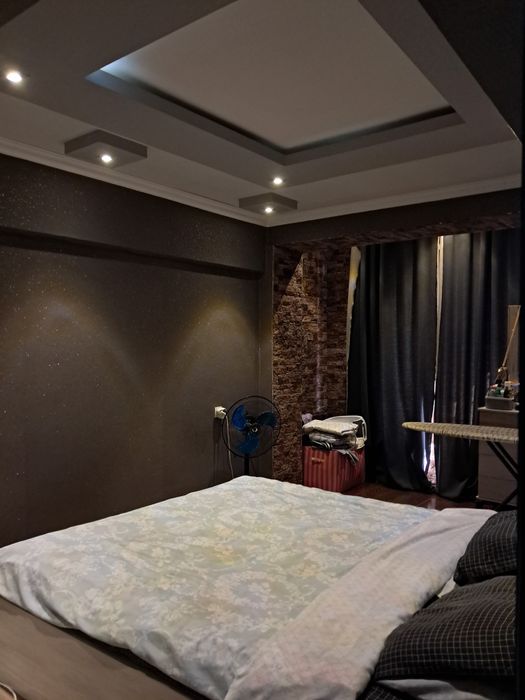 Продаётся своя кв Чиланзар 22 квартал 4/4/4 2×6 балкон