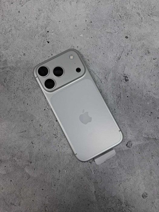 Apple iPhone 17 Pro ЛОТ  (Курык Абая 14/5)
