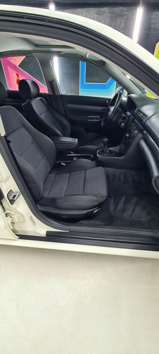 AUDI A4 S-Line 1.6 101к.с