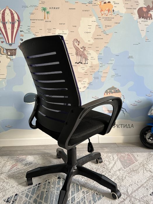 Продам офисное кресло